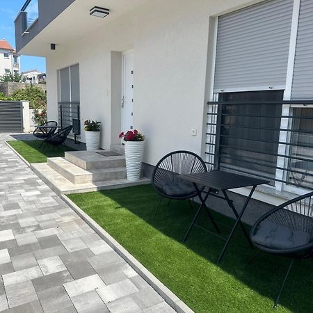 Holiday Apartments Ivano & Leo - Private Parking Zadar Luaran gambar