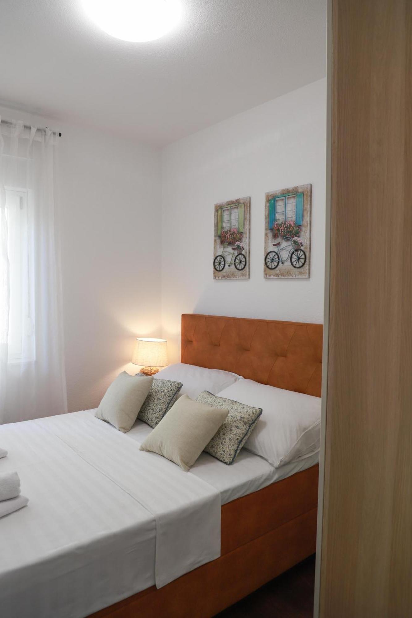 Holiday Apartments Ivano & Leo - Private Parking Zadar Luaran gambar