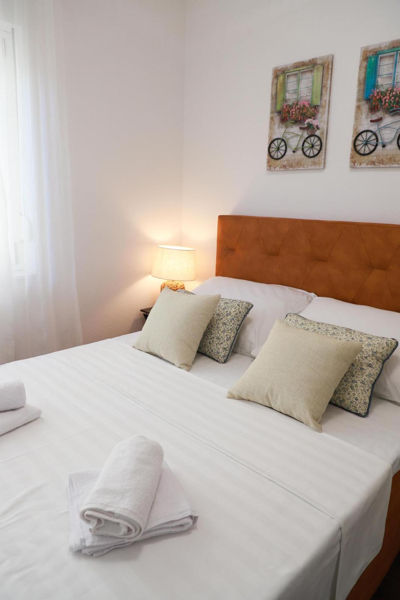 Holiday Apartments Ivano & Leo - Private Parking Zadar Luaran gambar