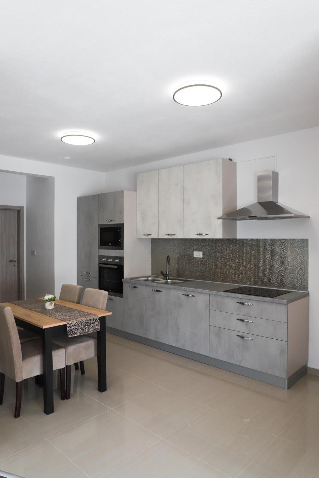 Holiday Apartments Ivano & Leo - Private Parking Zadar Luaran gambar
